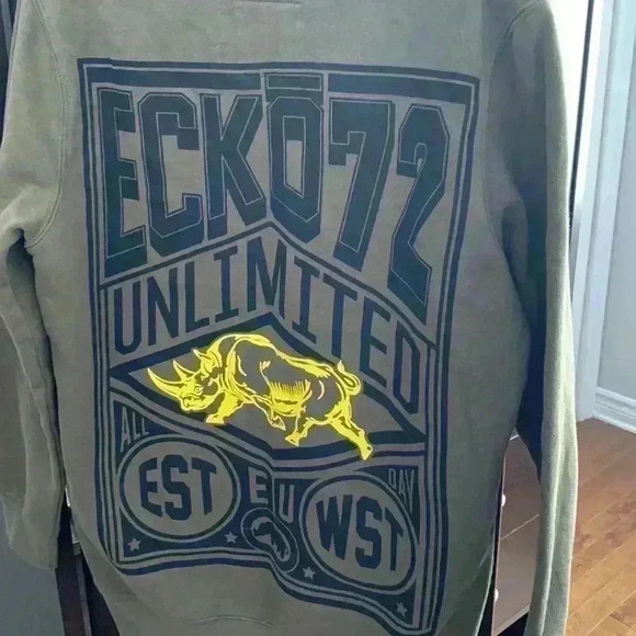 Ecko unlimited hoodie. It says large but more like a medium. Fall  season start - Picture 6 of 7
